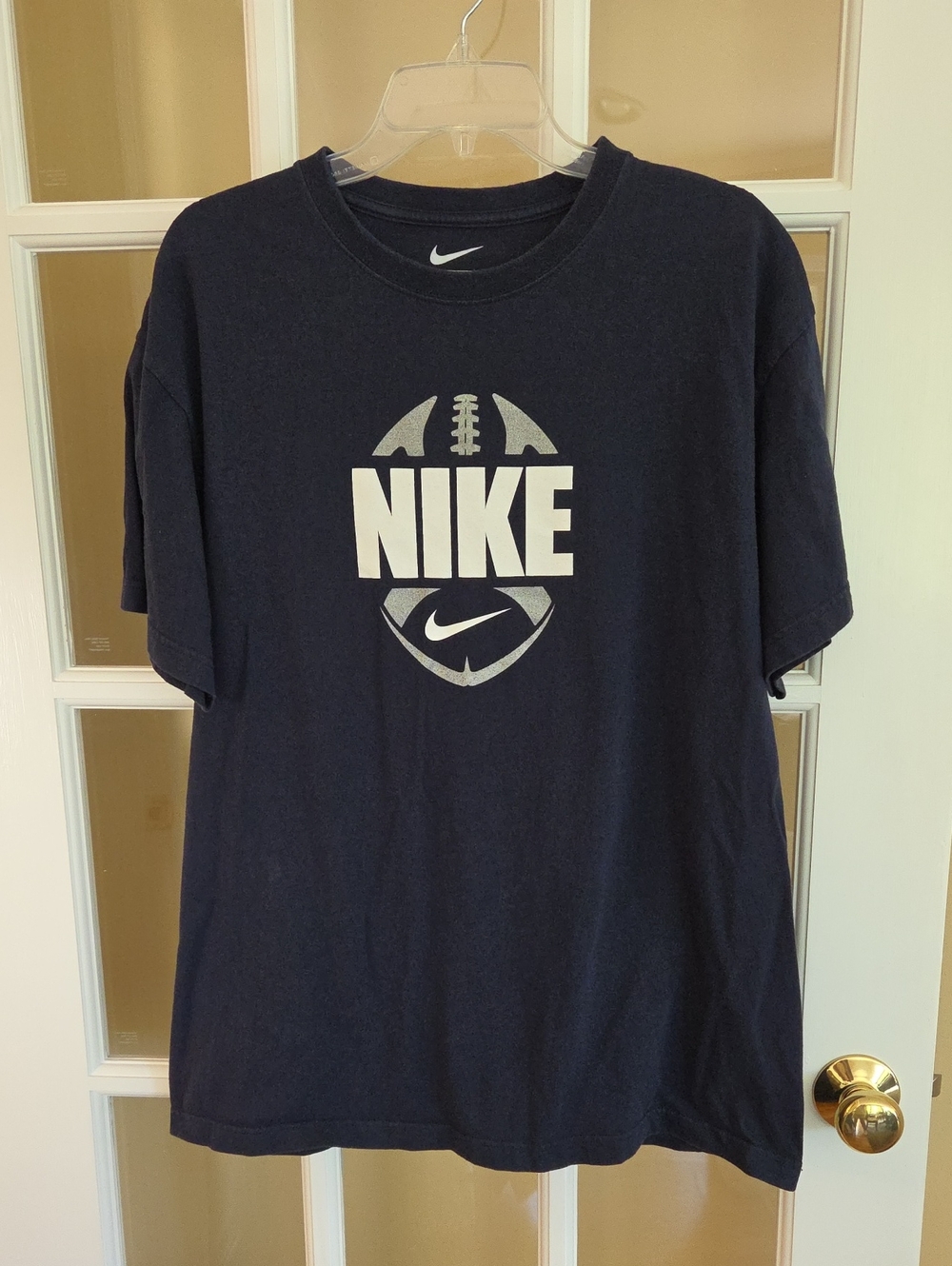 Nike Men’s Navy Graphic Football Short Sleeve Tee Size: L